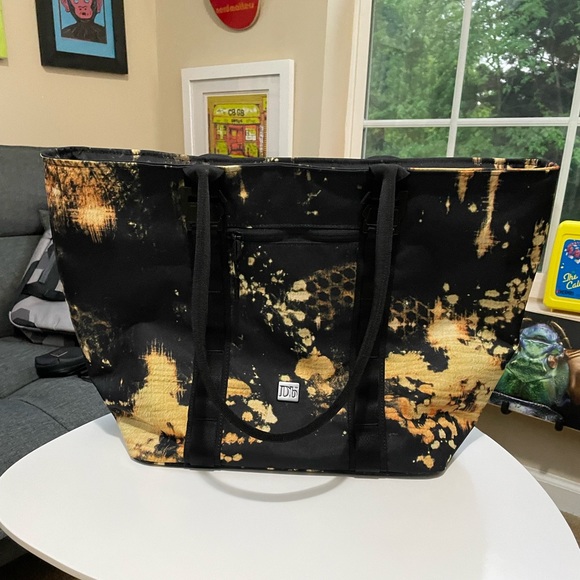 Db Journey Bags Db Journey Douchebags Aera 25l Tote Never